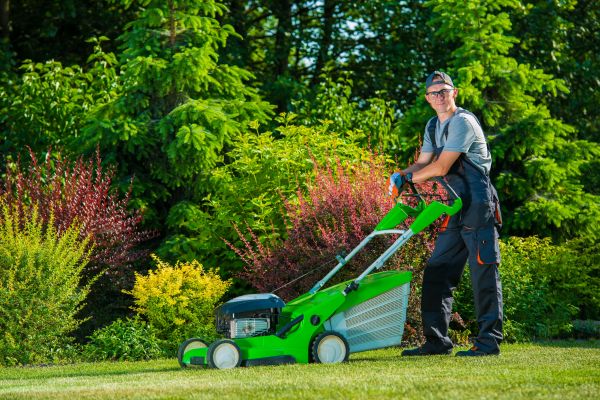Yard Work Service in Battle Ground